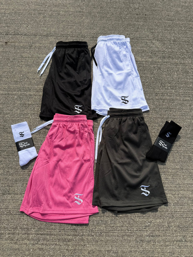 <h3><strong>SHORTS & SOCKS</strong></h3>