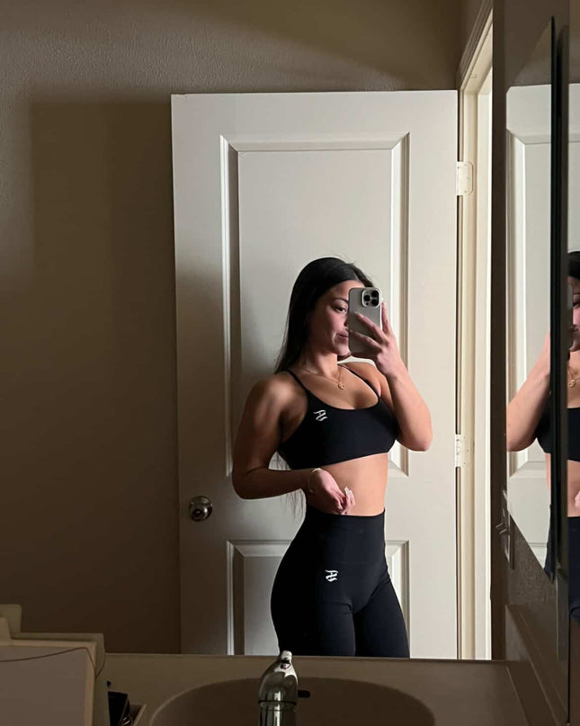 Performance Strappy Bra