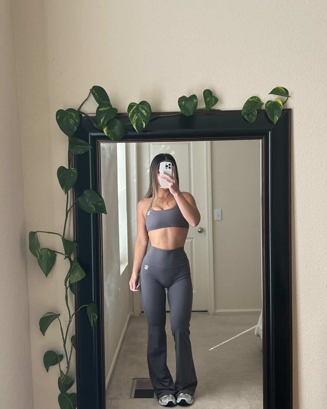 Performance Leggings - Flared